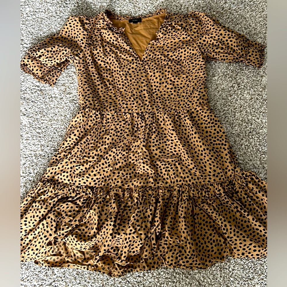 J CREW CHEETAH DRESS SIZE S ruffle detailing on sleeve